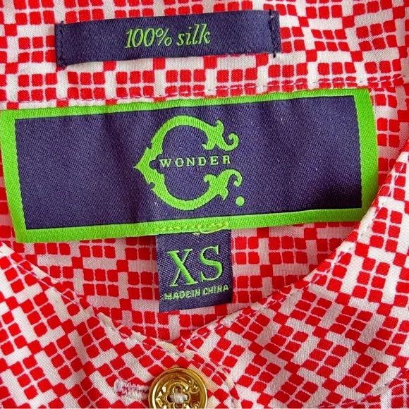 C. Wonder Women's 100% Silk  Pink Geometric Lightweight Button Down Blouse - Picture 6 of 9